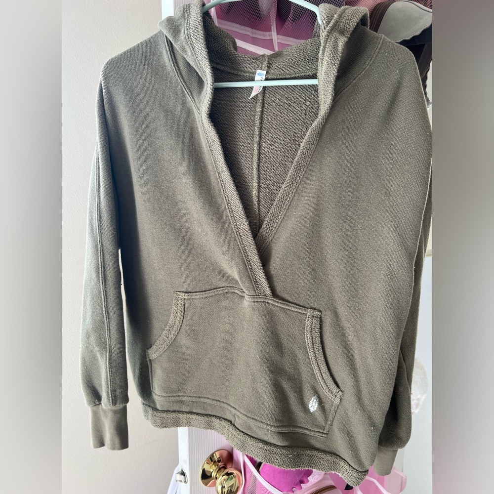 Free People Pullover - image 1